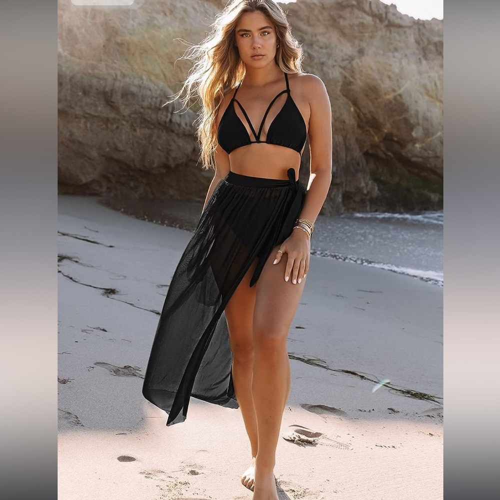 NEW! Kisscynest Halter Neck Cut Out 3 Piece Swimsuit With Mesh Maxi Skirt Sz XL